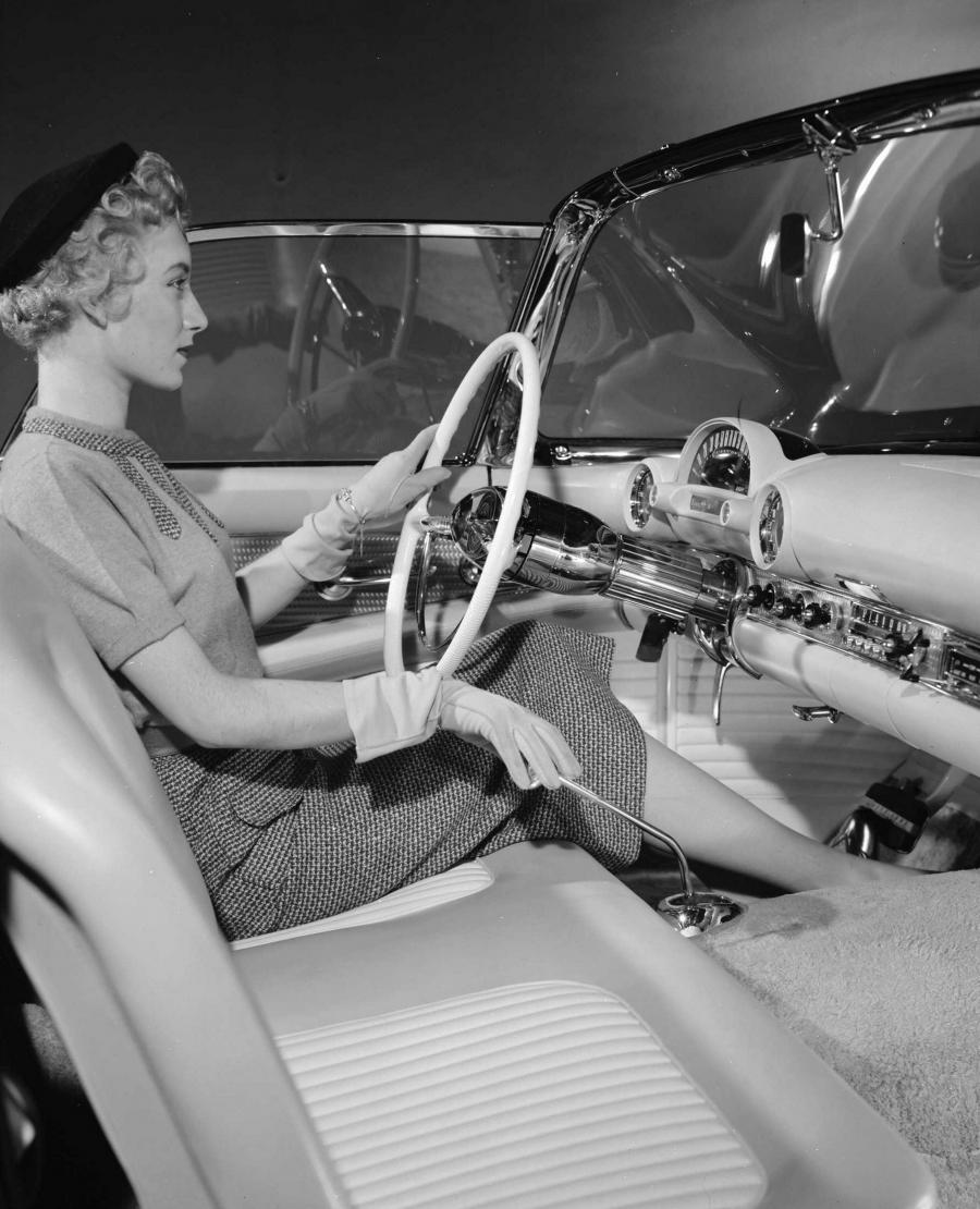 Интерьер Ford Thunderbird (P5/40) 1955 года  (фото 17 из 128)